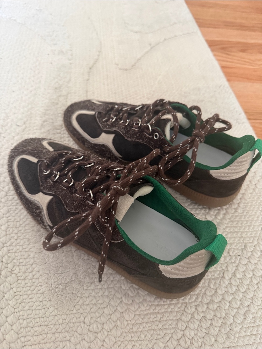 ALOHAS Brown, Cream & Green Women's Lace-Up Sneakers